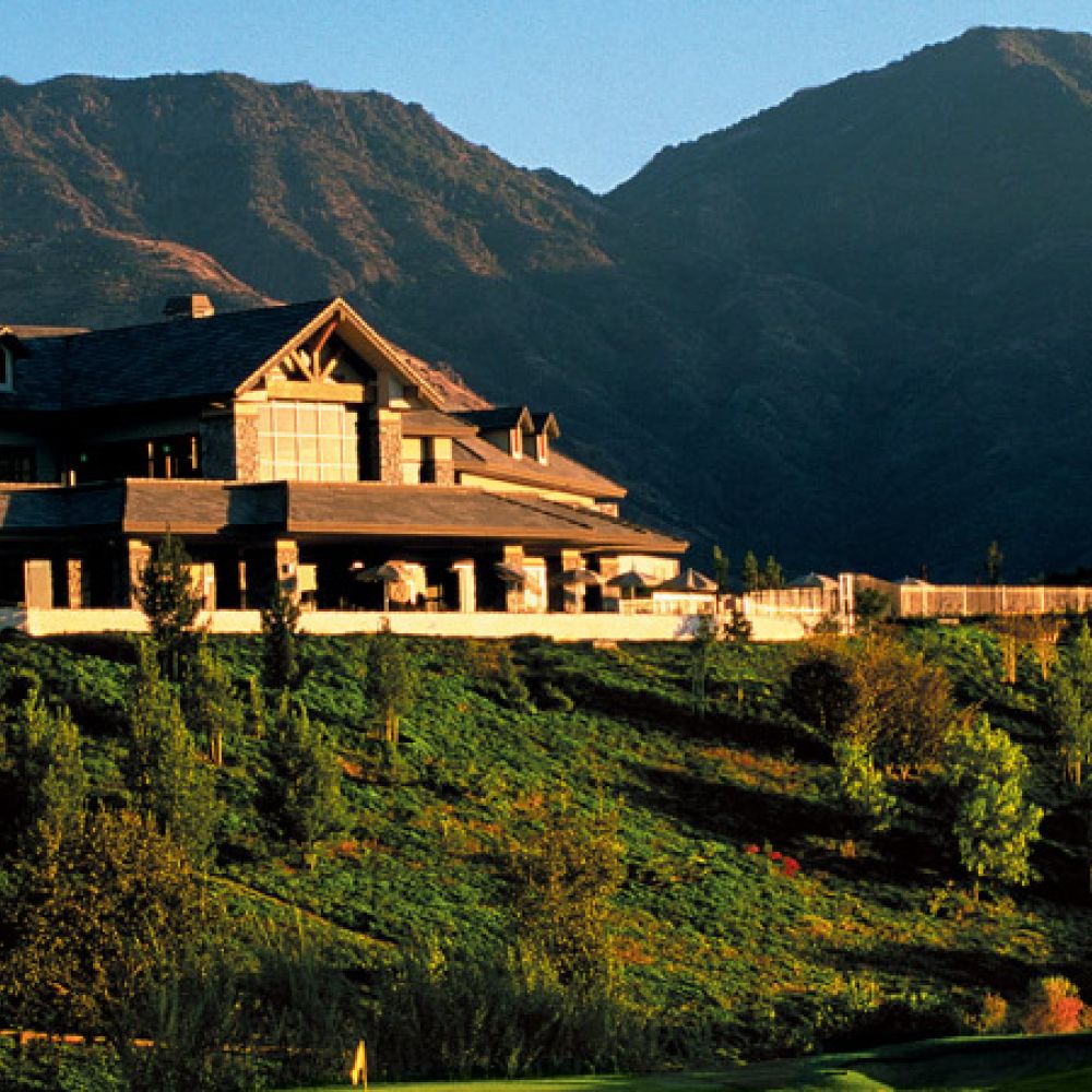 CLUBHOUSE